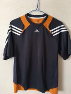 adidas アディダス Tシャツのサムネイル