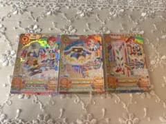 アイカツカード ピエロカーニバルコーデのサムネイル