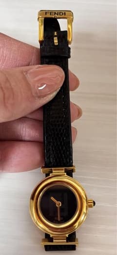 FENDI フェンディ　レディース腕時計のサムネイル