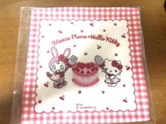 メゾピアノ✖️ハローキティ　ハンカチのサムネイル