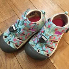☆mini様専用☆KEEN 水陸両用 サンダル 18cmのサムネイル
