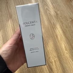 VOLCENTA ボルセンタバストクリーム 100g 日本製のサムネイル
