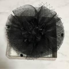 ヘッドアクセ ウエディング 黒のサムネイル
