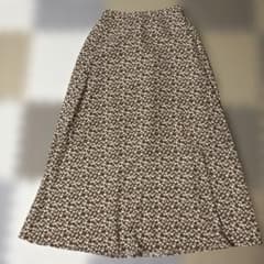 GU 花柄ロングスカート　Sサイズのサムネイル