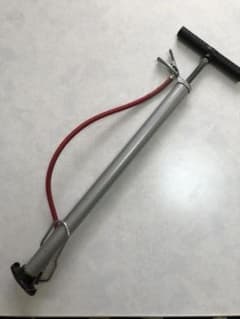 自転車 空気入れのサムネイル
