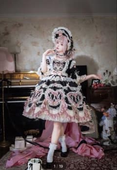 「Antique Cake」ハートのロリィタドレス（ブラック・4点フルセット）のサムネイル