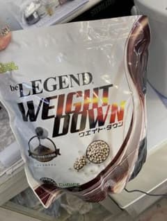 新品 ビーレジェンド ソイプロテイン やみつき黒蜜きなこ風味のサムネイル