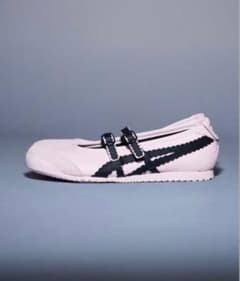 Onitsuka Tiger ピンク スニーカーのサムネイル