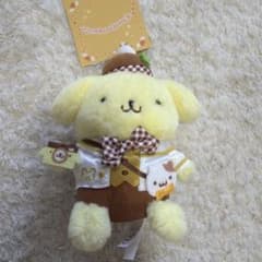 Pompompurin Outfit Holder Plush Toy