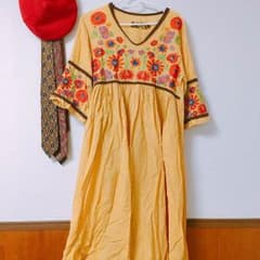 花柄刺繍ワンピースのサムネイル