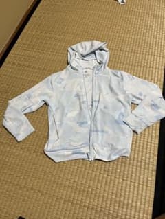 UNIQLO キッズ パーカー 130cm 2点購入で100円引きのサムネイル