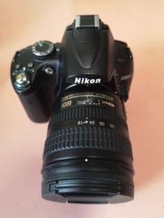 Nikon　D5000とレンズ2本のサムネイル