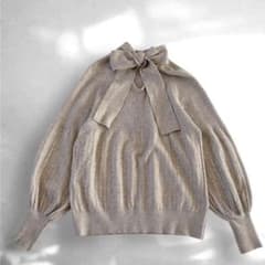 美品TORRAZZO DONNAトラッツォドンナボウタイ2way バッグリボンニのサムネイル