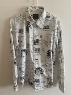 bygladhand シャツのサムネイル