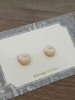 歯モチーフ ピアスのサムネイル