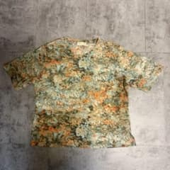 花柄 総柄 半袖 Tシャツ カットソー 薄地のサムネイル