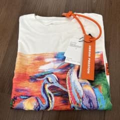 新品未使用タグ付き HERON PRESTONS Tシャツのサムネイル