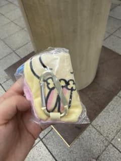 ちいかわ うさぎ カラビナ付きポーチのサムネイル