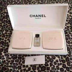 CHANEL No.5 サヴォン(石鹸) オー プルミエール(香水) セットのサムネイル