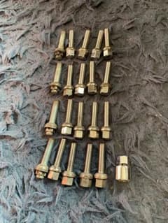 ホイールボルト　20本セットのサムネイル