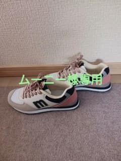 モズ スニーカー 23cmのサムネイル
