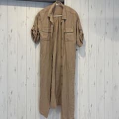 ベージュ ロングシャツワンピース 半袖のサムネイル
