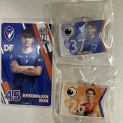 Vファーレン長崎 選手カードとキーホルダーセット - メルカリ