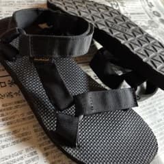 Teva スポーツサンダル ブラックのサムネイル