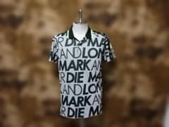 新同!!(定価35200)MARK&LONAマークアンドロナ・総柄半袖ポロシャツ 新同!!(定価35200)MARK&LONAマークアンドロナ・総柄半袖ポロシャツ