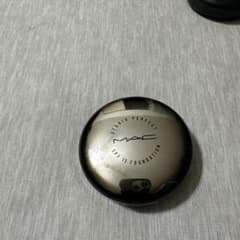 MAC スタジオパーフェクトファンデーション SPF 15のサムネイル