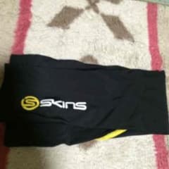 SKINS ひじサポーターのサムネイル