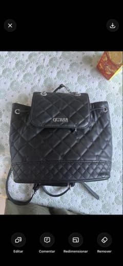 GUESS キルティング リュック ブラックのサムネイル