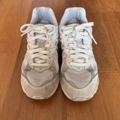 New Balance 2002R グレー レディース スニーカーのサムネイル