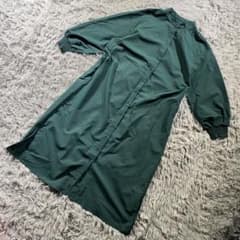 バンドカラー シャツワンピース ボリュームスリーブ グリーン M