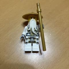 レゴニンジャゴー　ミニフィグ　ウー先生のサムネイル