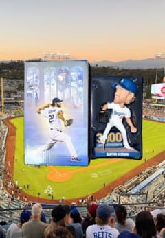 【即日発送・非売品】ドジャース カーショー ボブルヘッド 3000奪三振 引退 非売品】引退 カーショー 3000奪三振記念 ボブルヘッド 激レア