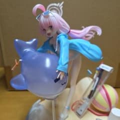 ブルーアーカイブ 小鳥遊ホシノ フィギュア 水着バージョン - メルカリ