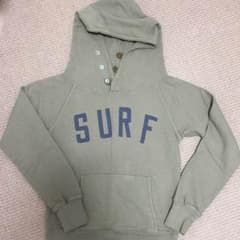 キャピタル パーカーのサムネイル