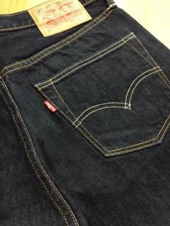 ‼️お値下げ‼️Levi’s 501 リーバイス　ボタンフライ　ストレートデニムのサムネイル