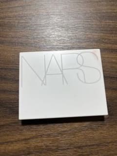 NARS クワッドアイシャドー　00123のサムネイル