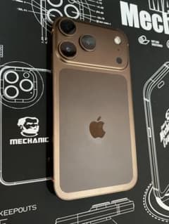 iPhone XR カスタム品(18Pro?風) ブラウン 128GB - メルカリ