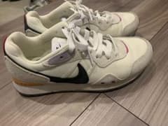 NIKE ２４センチ ベンチャー ランナーのサムネイル