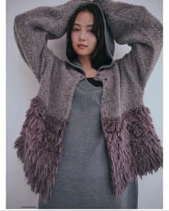 andequal fringe design gritter knitのサムネイル