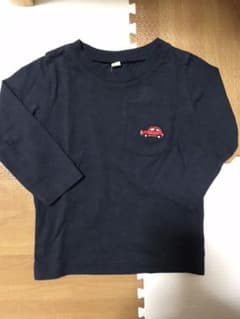 美品！　西松屋　ロンTのサムネイル