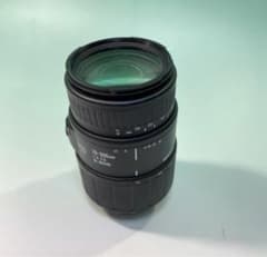 SIGMA 70-300mm F4-5.6mm DL MACRO ズームレンズのサムネイル