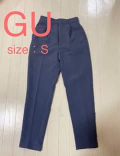 美品GUストレッチテーパードパンツのサムネイル