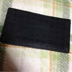 質屋鑑定済み ブルガリ長財布のサムネイル