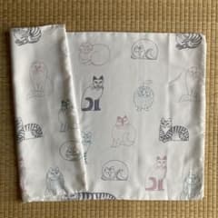 upapa様専用　ユニクロ　リサラーソン　枕カバー　Mのサムネイル