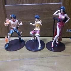 エース、ルフィ、ハンコック フィギュアのサムネイル