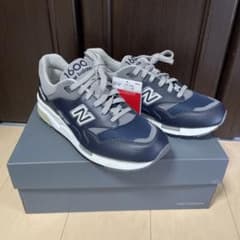 newbalance CM1600LV ニューバランス　27.5  新品のサムネイル
